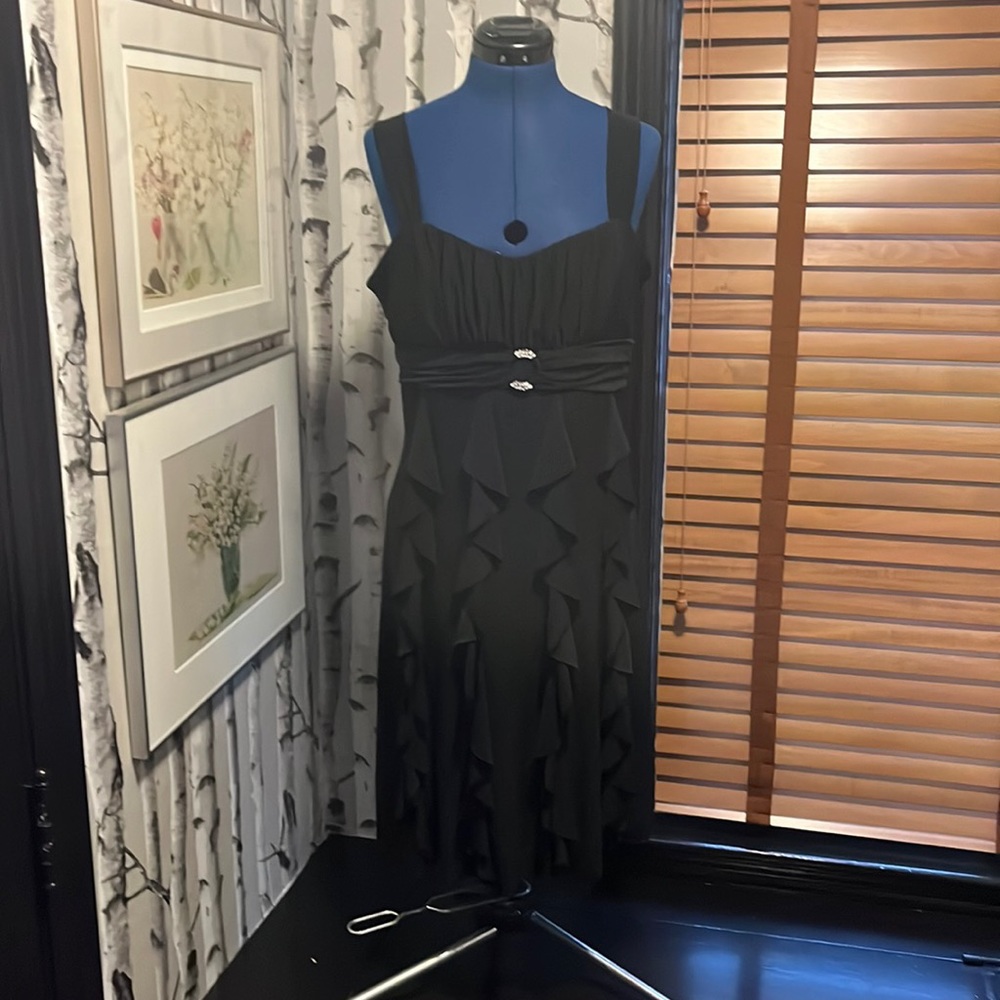 Scarlet Nite Size 12 black Cocktail dress